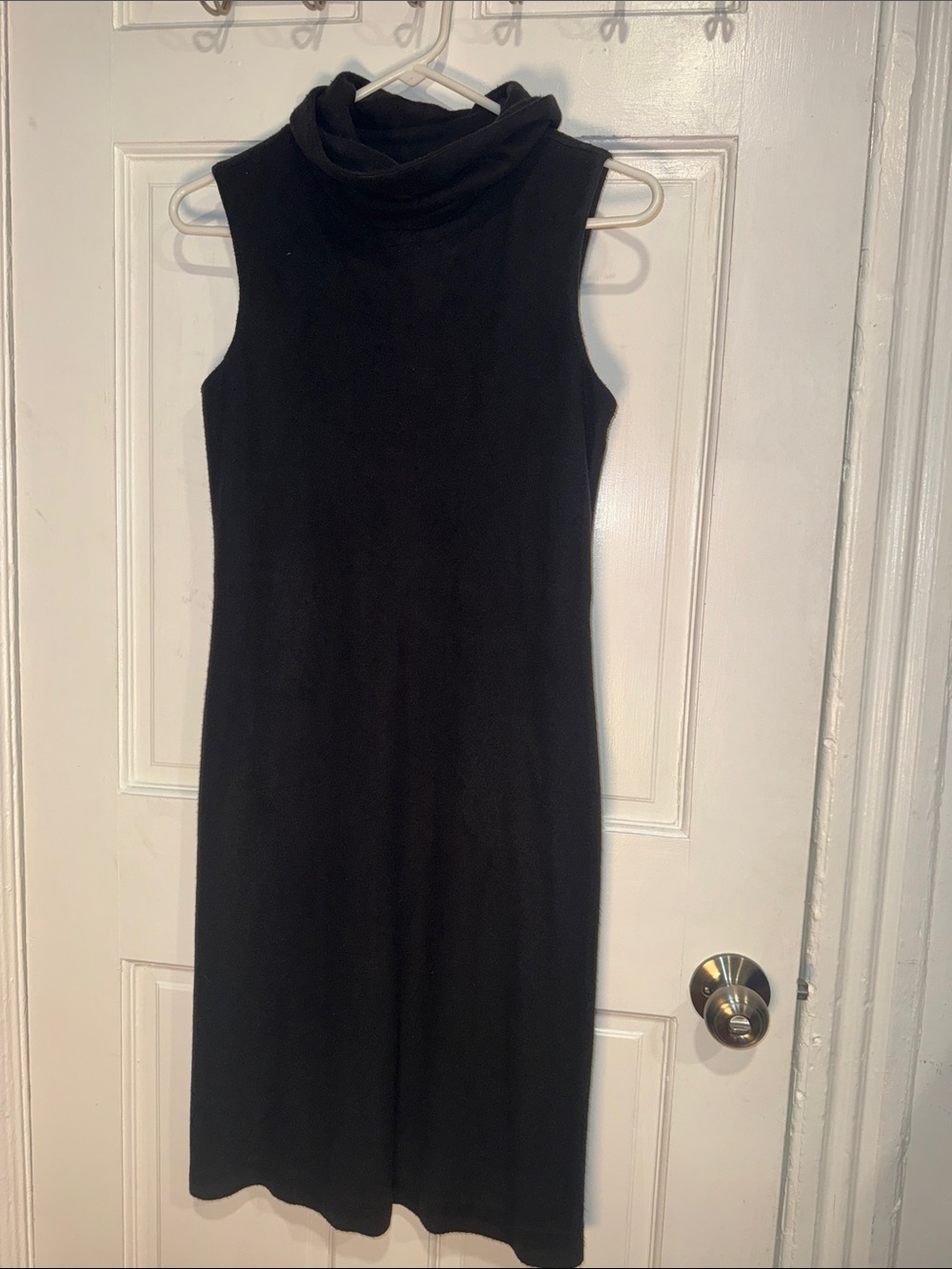 Laundry By Shelli Segal Black Sleeveless Turtleneck Midi Dress